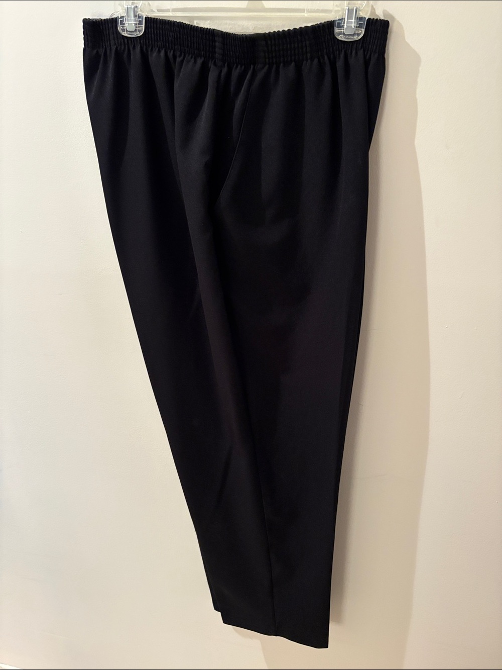 Briggs New York Black Women's Elastic-Waist Trousers